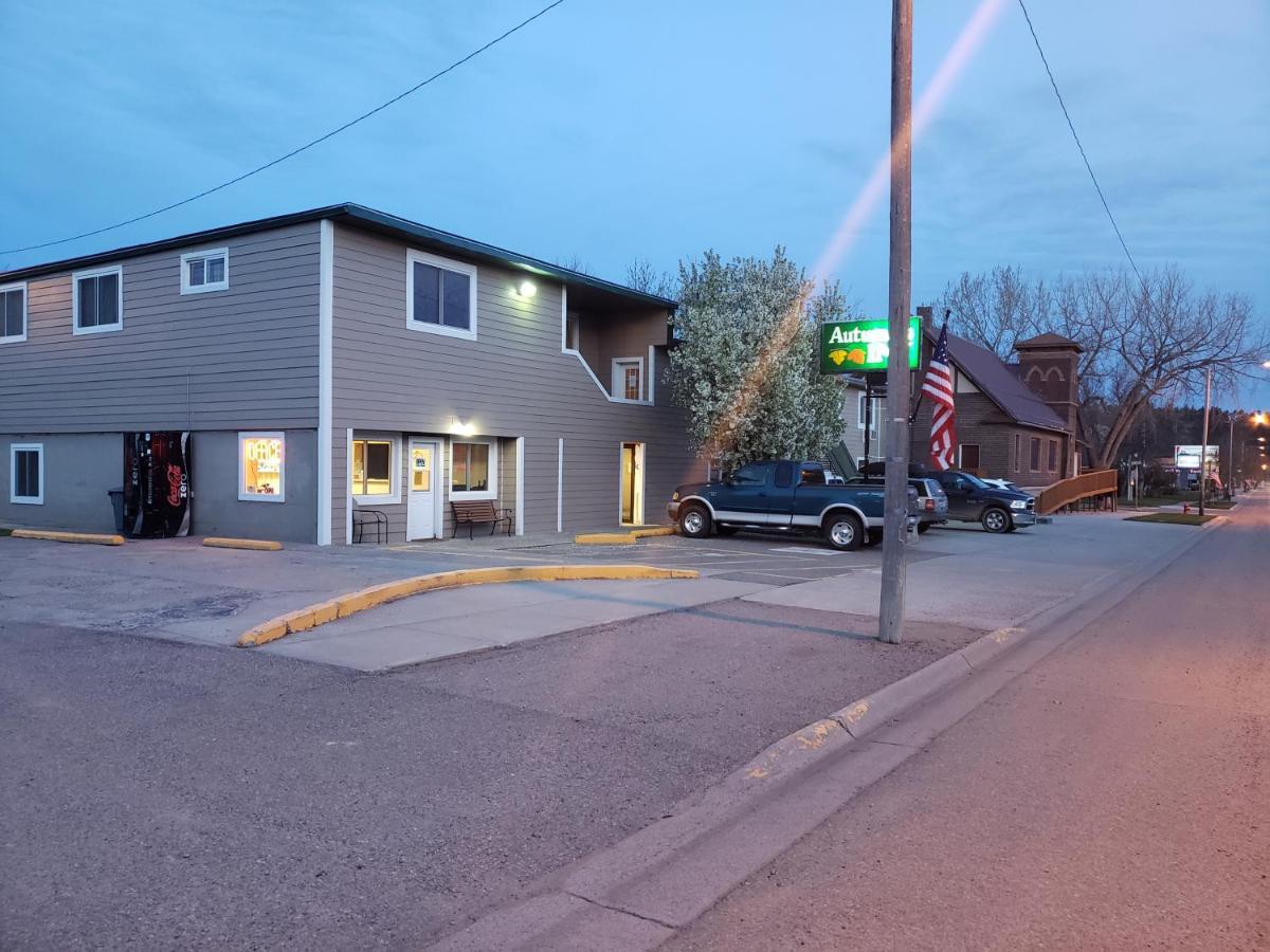 Autumn'S Inn Roundup Exterior photo