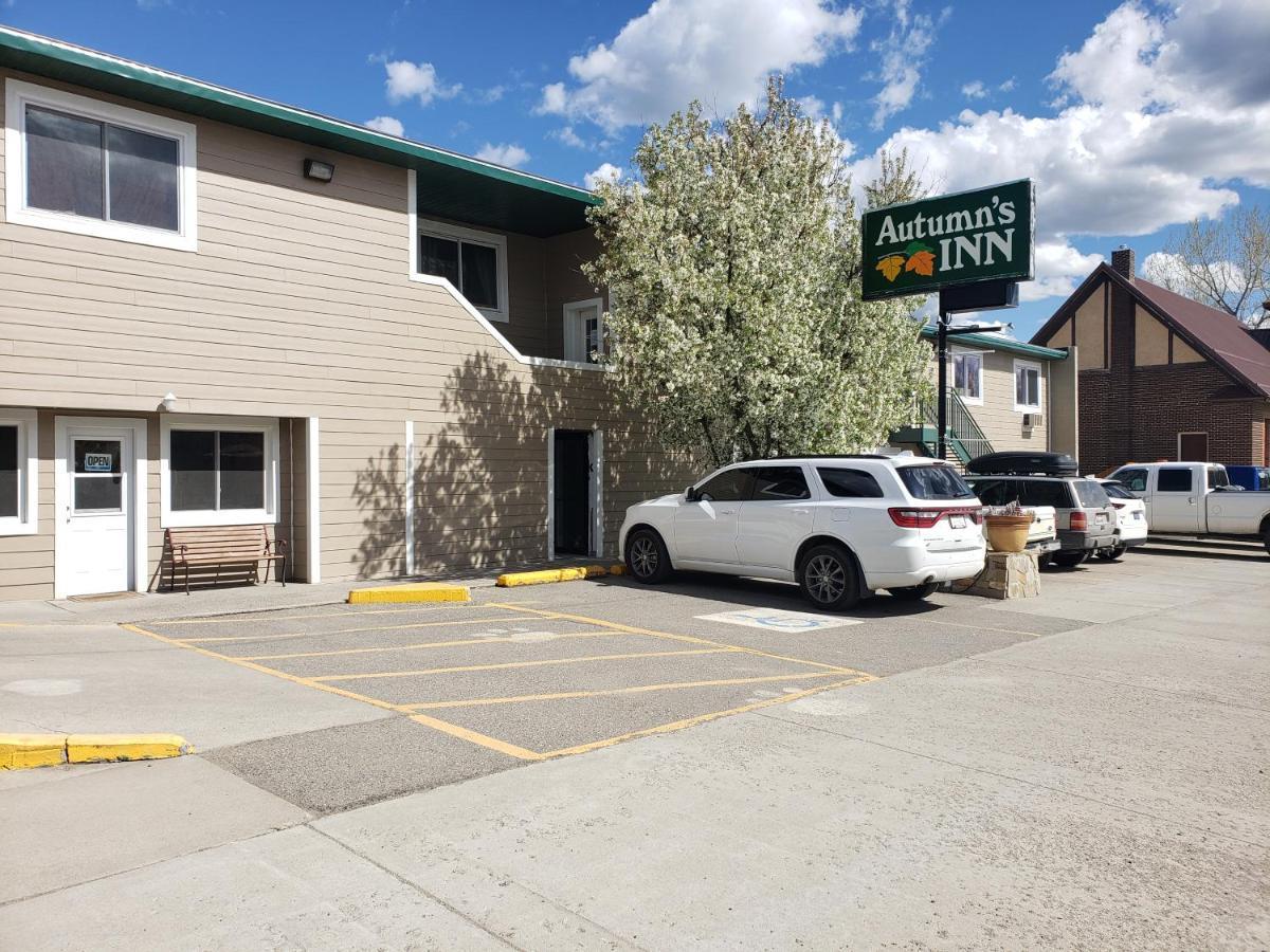 Autumn'S Inn Roundup Exterior photo